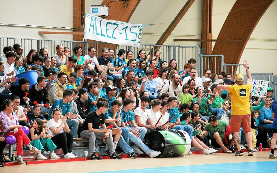 Les U15 en finale de coupe de Bretagne peuvent être satisfaits de leur parcours avec la fierté d’avoir pu représenter l’Ergué Quimper Handball.